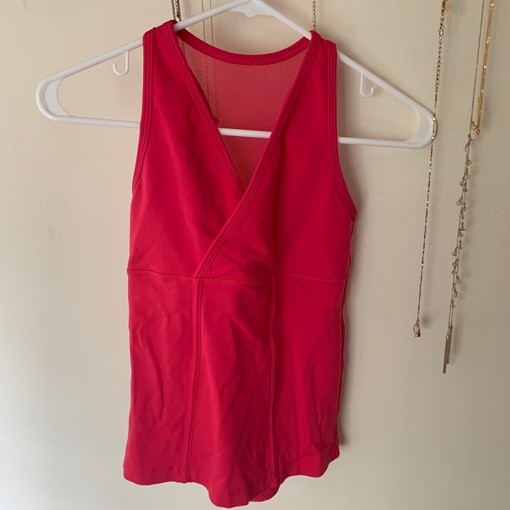 Lulu lemon workout tank!